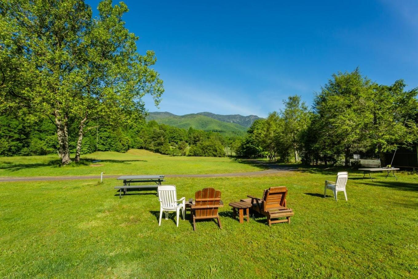 Lodge At Mount Mitchell Busick Екстер'єр фото